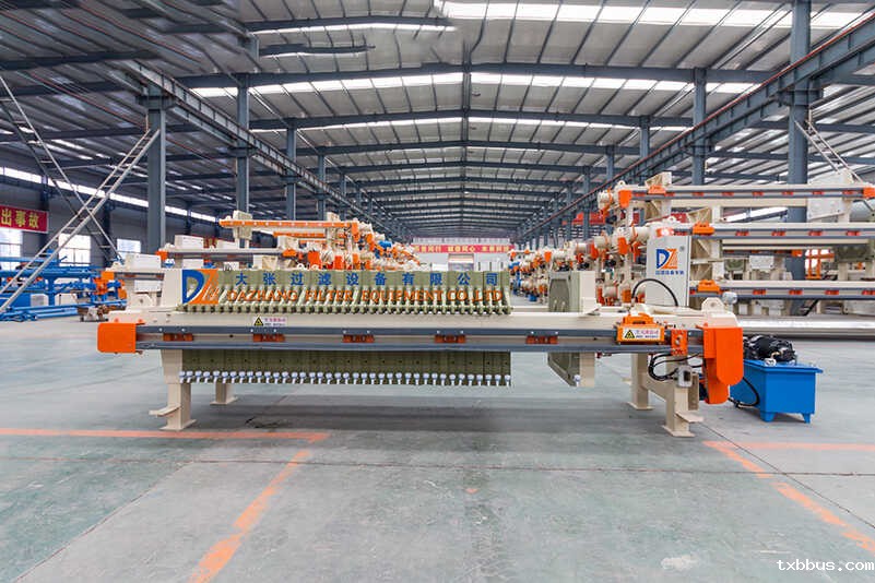 隔膜压滤机(图3) 隔膜压滤机(图3)